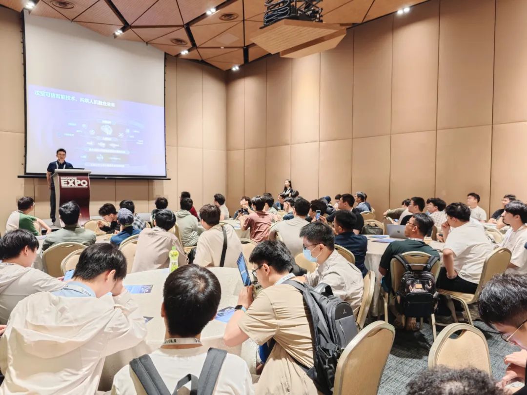 校招开到国际顶会现场，大厂为抢天才少年拼了